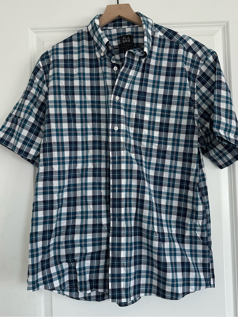 Jos. A. Bank Plaid Traveler Short-Sleeve Button-Down Shirt